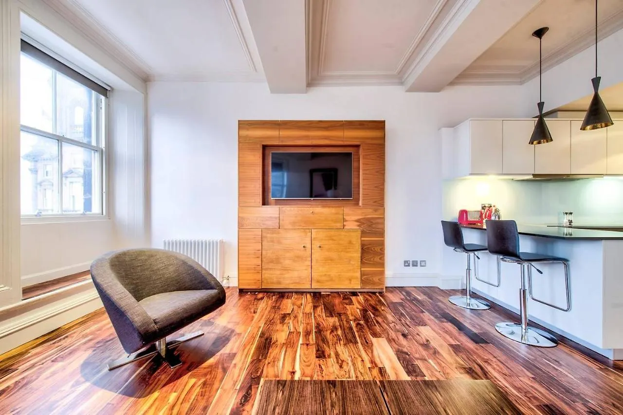Amazing Views! North Bank Street Luxury Apartment Edinburgh
