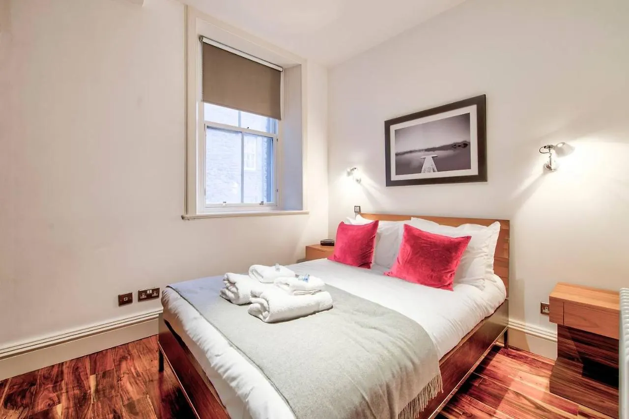 Amazing Views! North Bank Street Luxury Apartment Edinburgh United Kingdom